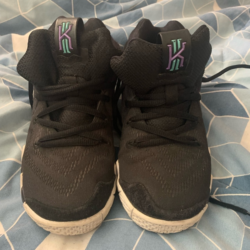 Nike KD (Kevin Durant) basketball shoes sz 3Y